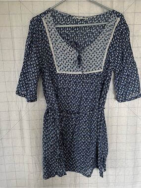 Navy Blue and white H and M Printed Peasant Top with Yoke size M